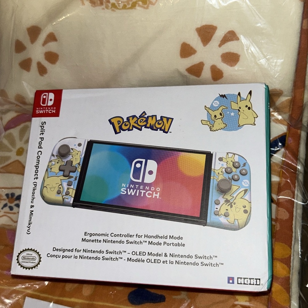 Hori Nintendo Switch Pokémon Split Pad Compact Controller - Picture 5 of 6